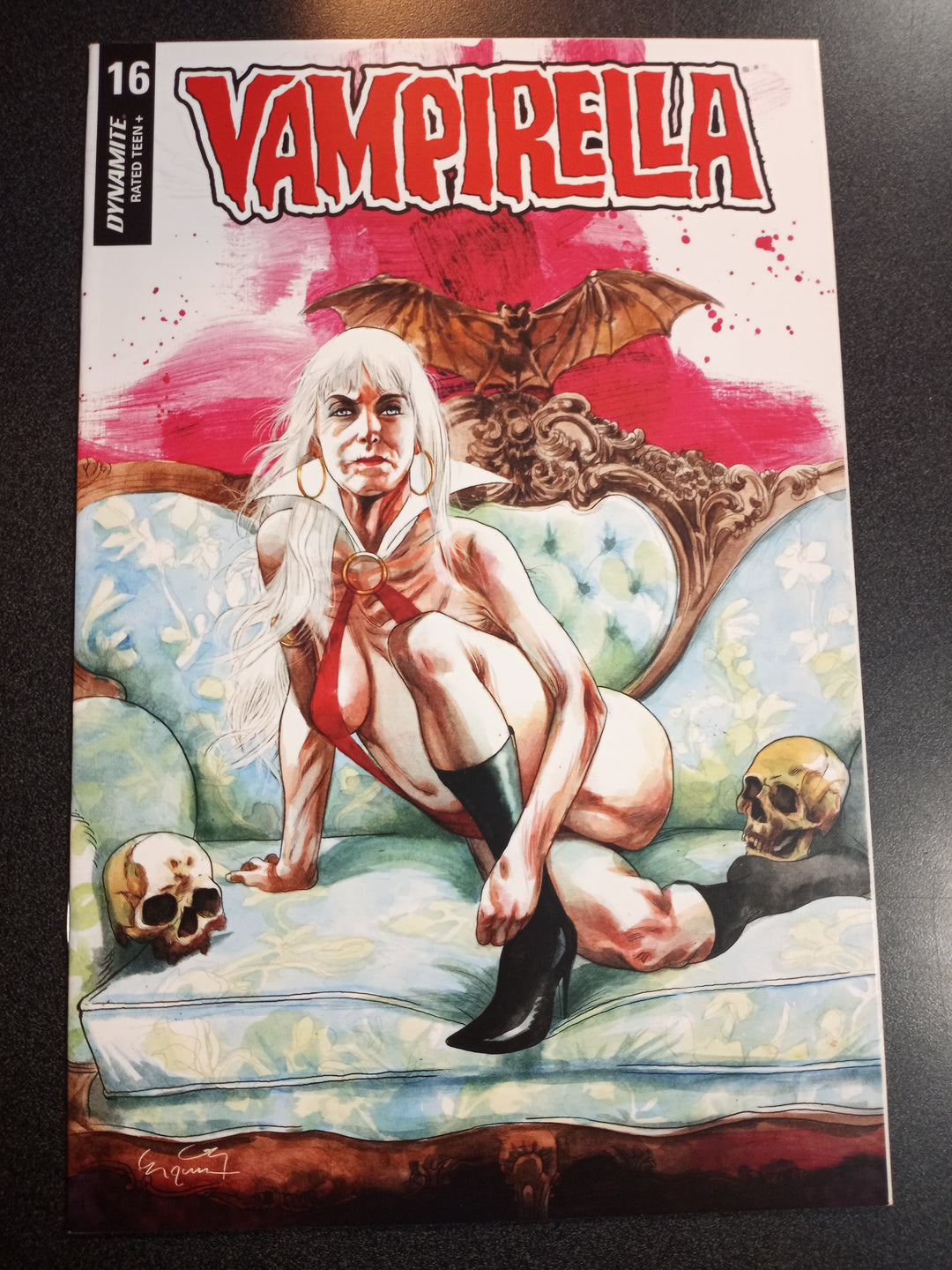 Vampirella #16 1:20 Gunduz Variant