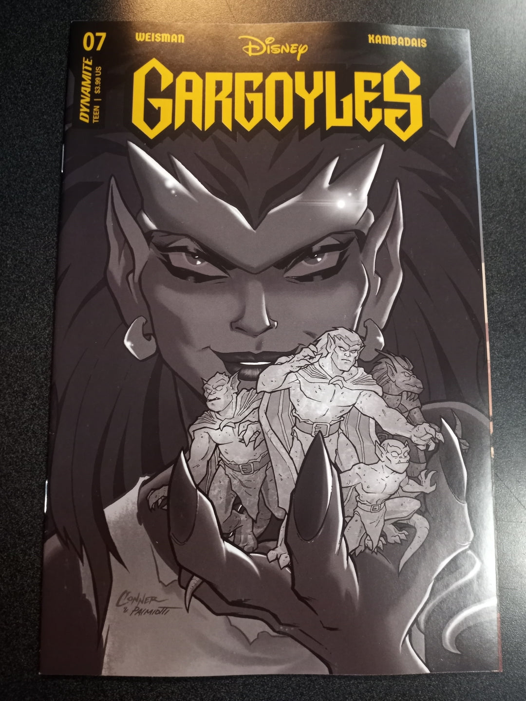 Gargoyles #7 Cover Za 10 Copy Foc Variant Edition Conner Black & White
