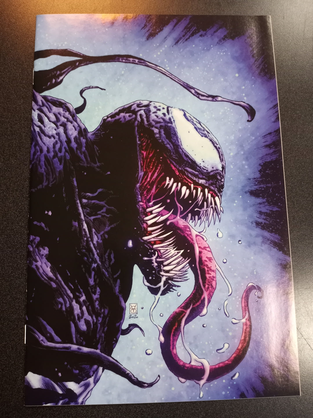Venom #28 Giangiordano Virgin Variant