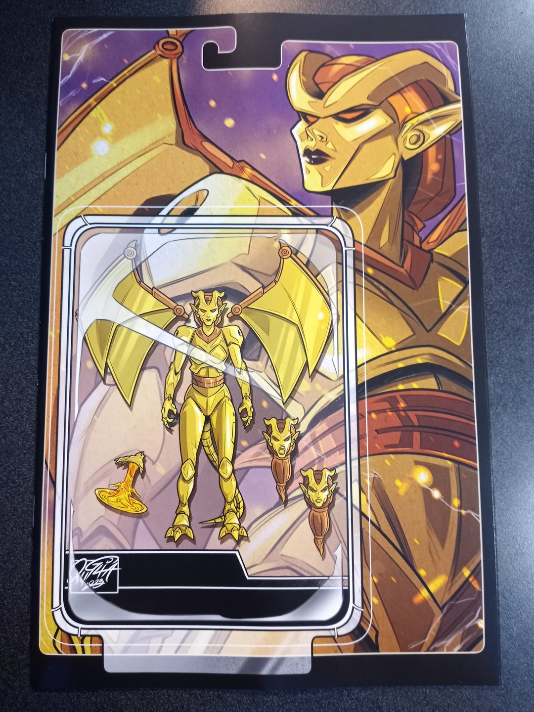 Gargoyles #9 Cover I 10 Copy Variant Edition Action Figure Virgin