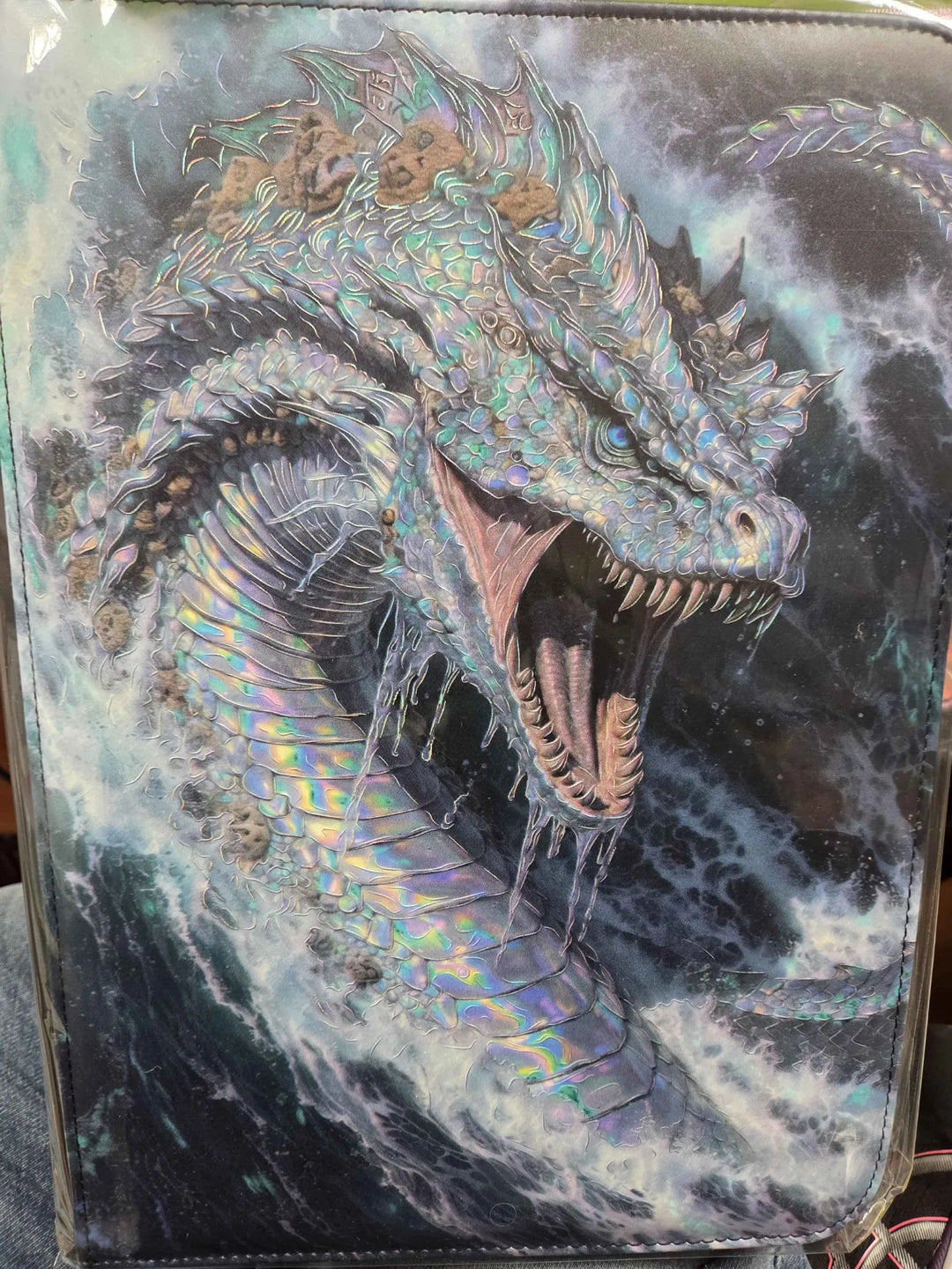 Leviathan Awakening Maggot Labs™ 9-Pocket Zippered Binder