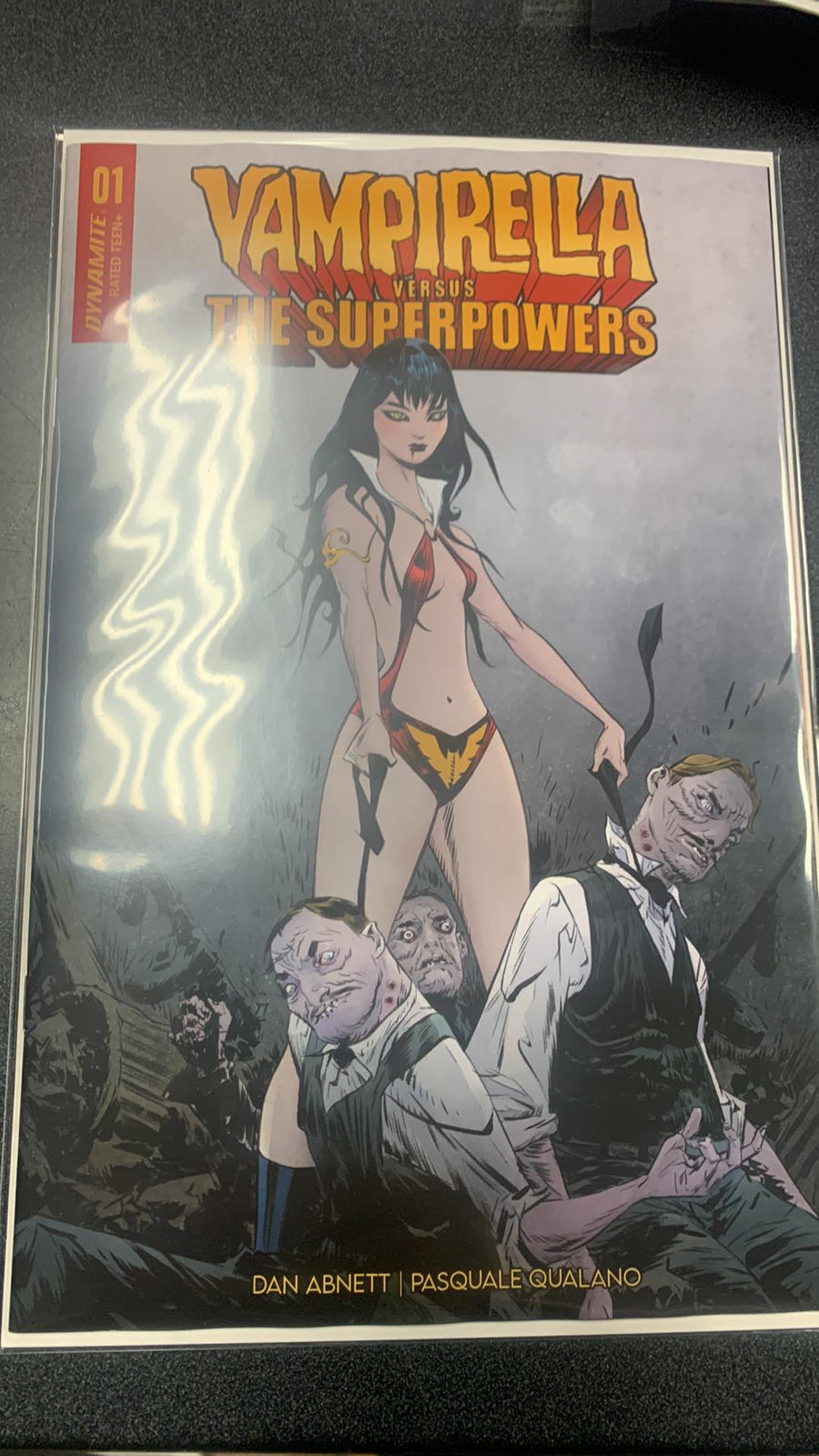 Vampirella vs Superpowers #1 Cover S Foc Lee Original