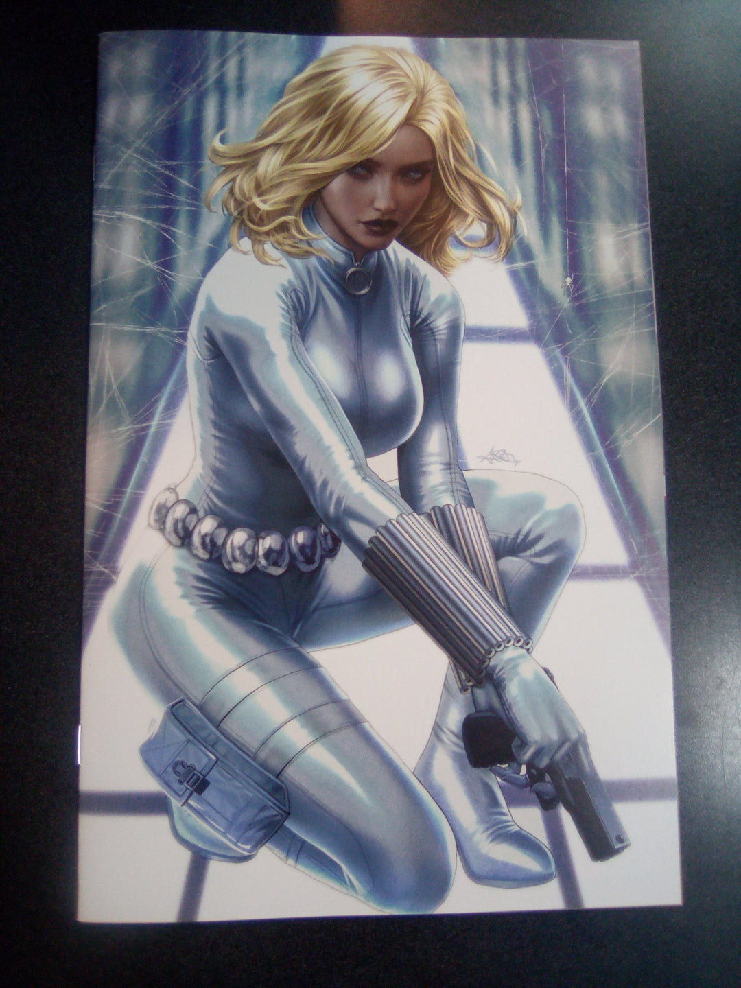 White Widow #1 Ariel Diaz Virgin Art Variant
