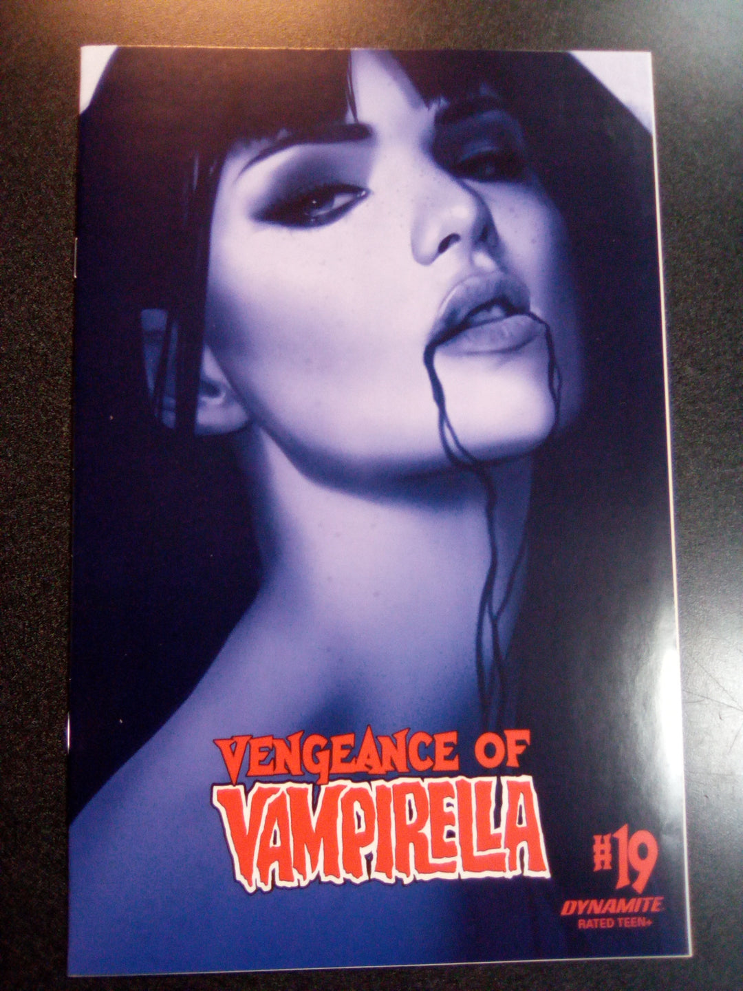 Vengeance of Vampirella #19 1:40 Ben Oliver Tint Variant