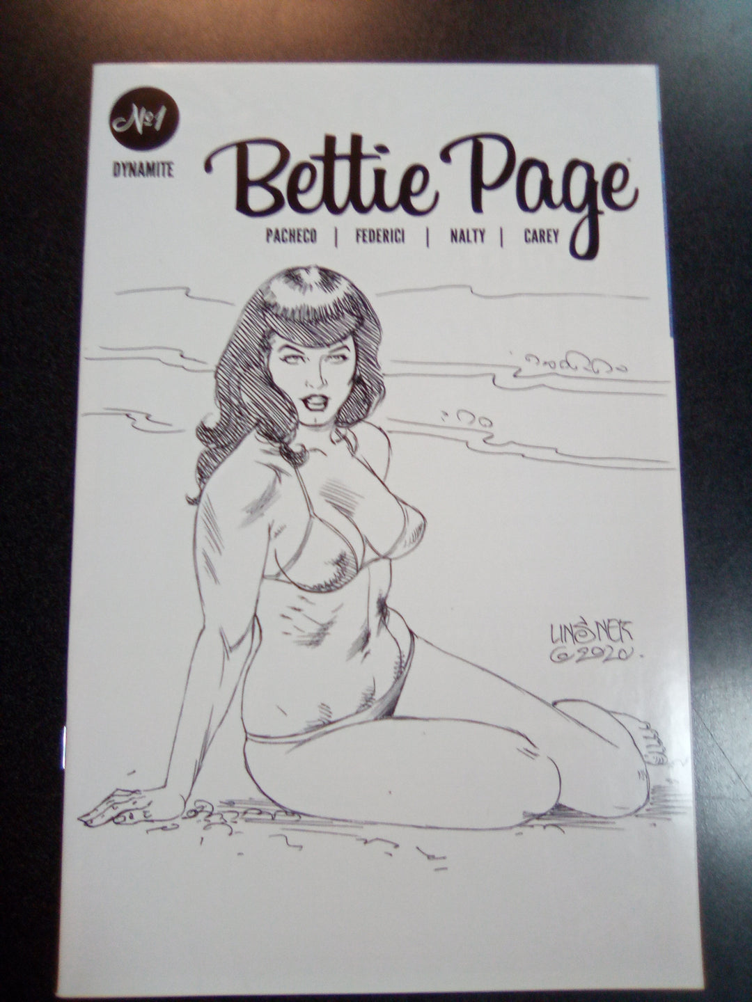 Bettie Page #1 1:35 Linsner B&W Variant