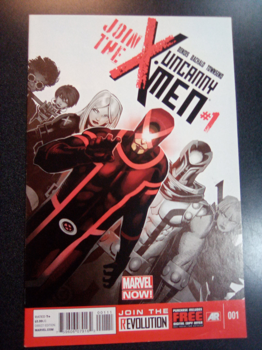 Uncanny X-Men #1 (2013)