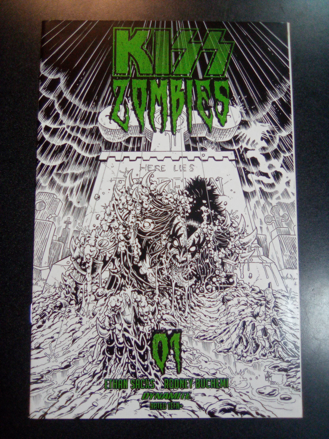 Kiss Zombies #1 1:11 Ken Haeser B&W Variant