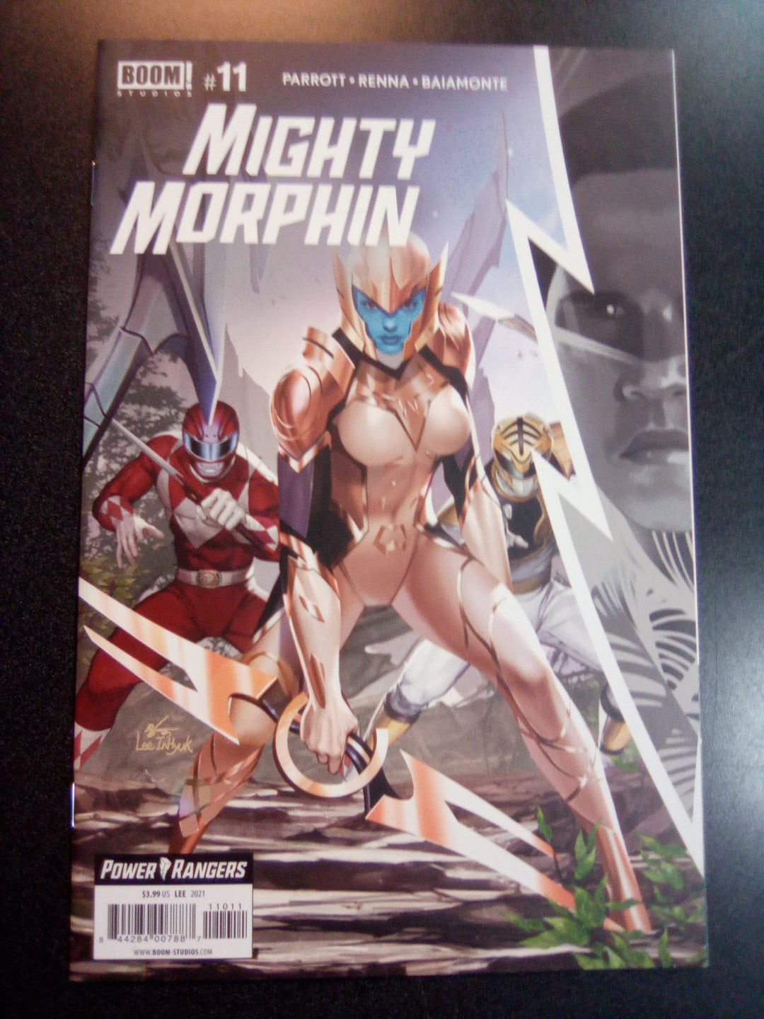 Mighty Morphin #11 Cover A Lee (C: 1-0-0)