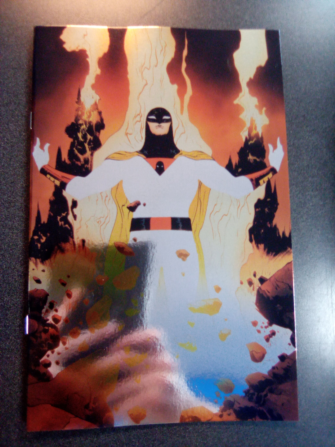 Space Ghost #1 Cover L 15 Copy Variant Edition Lee & Chung Foil Virgin (C