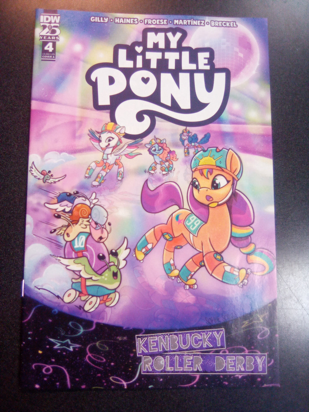 My Little Pony: Kenbucky Roller Derby #4 Cover A (Scruggs)
