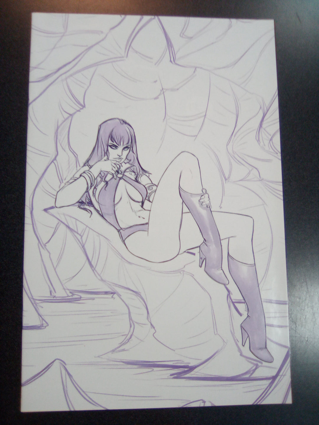 Vampirella #6 1:11 Meghan Hetrick Line Art Variant