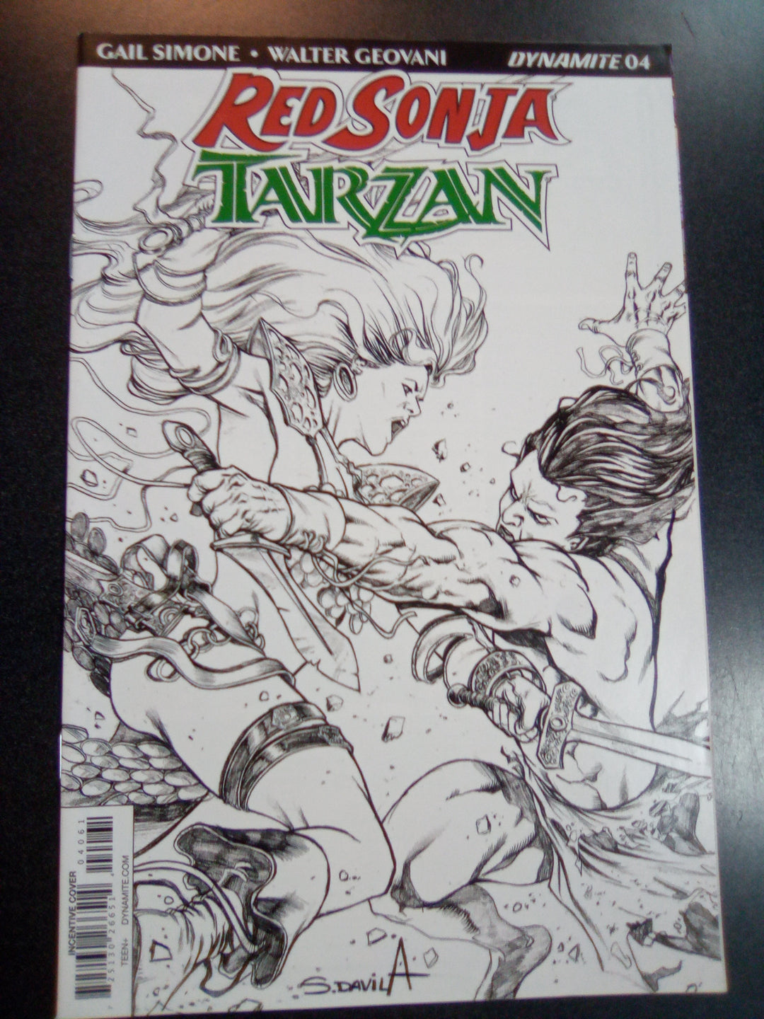 Red Sonja Tarzan #4 1:20 Sergio Davila B&W Variant
