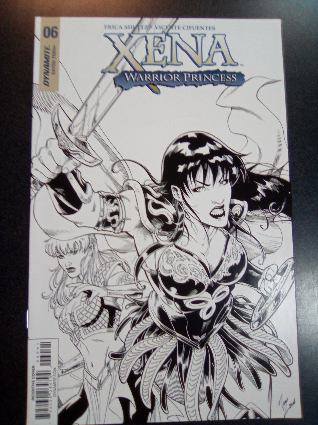 Xena #6 1:20 Vicente Cifuentes B&W Variant