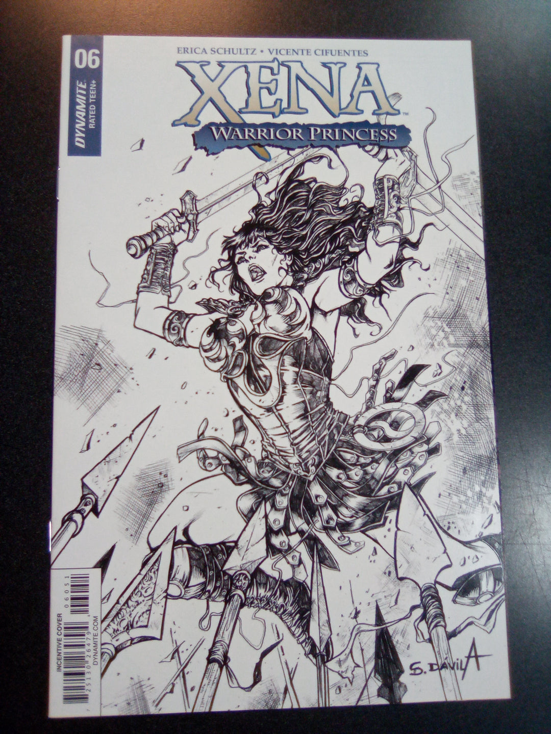 Xena #6 1:25 Sergio Davila B&W Variant