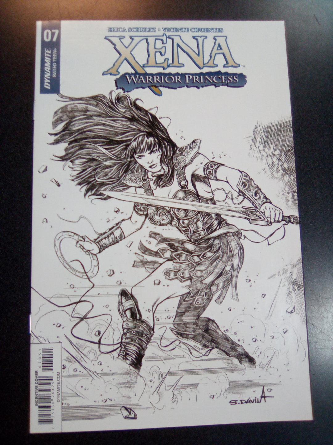 Xena #7 1:30 Sergio Davila B&W Variant
