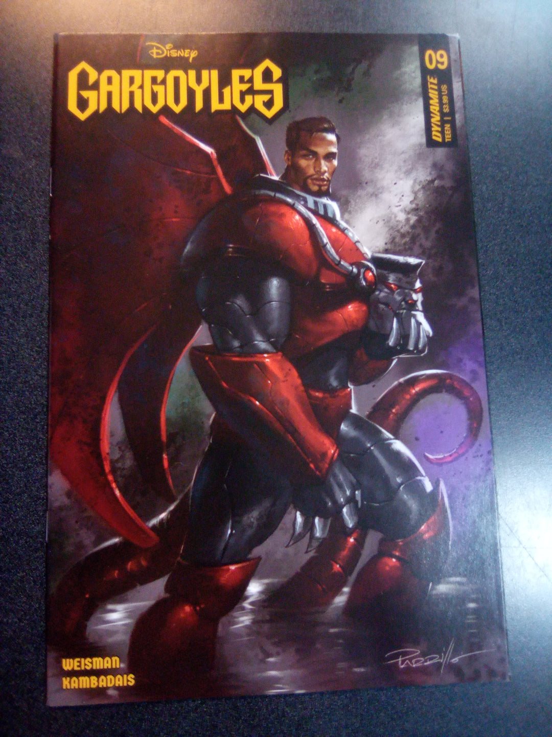Gargoyles #9 Cover B Parrillo