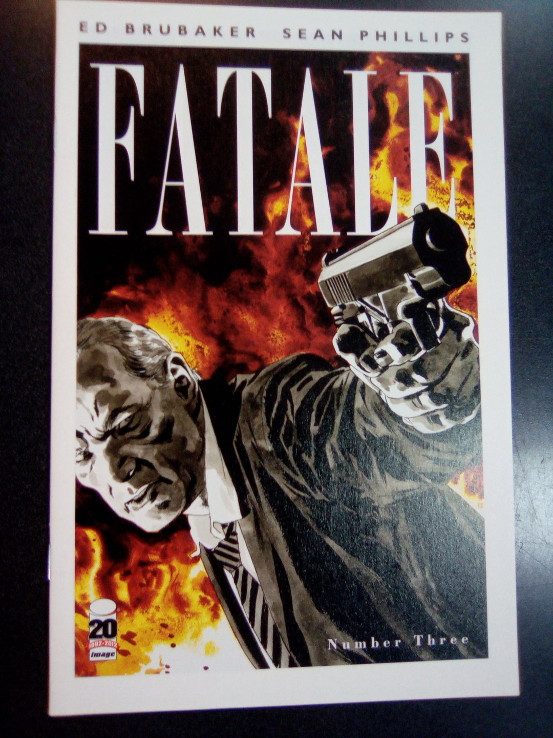Fatale #3 NM