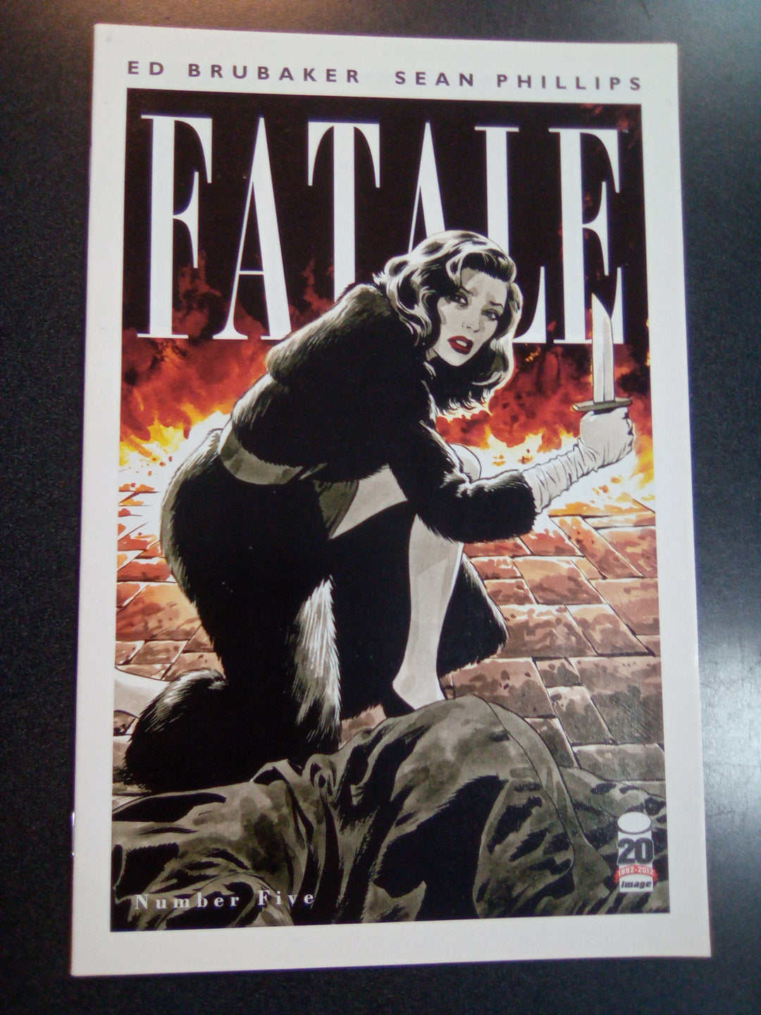 Fatale #5 NM