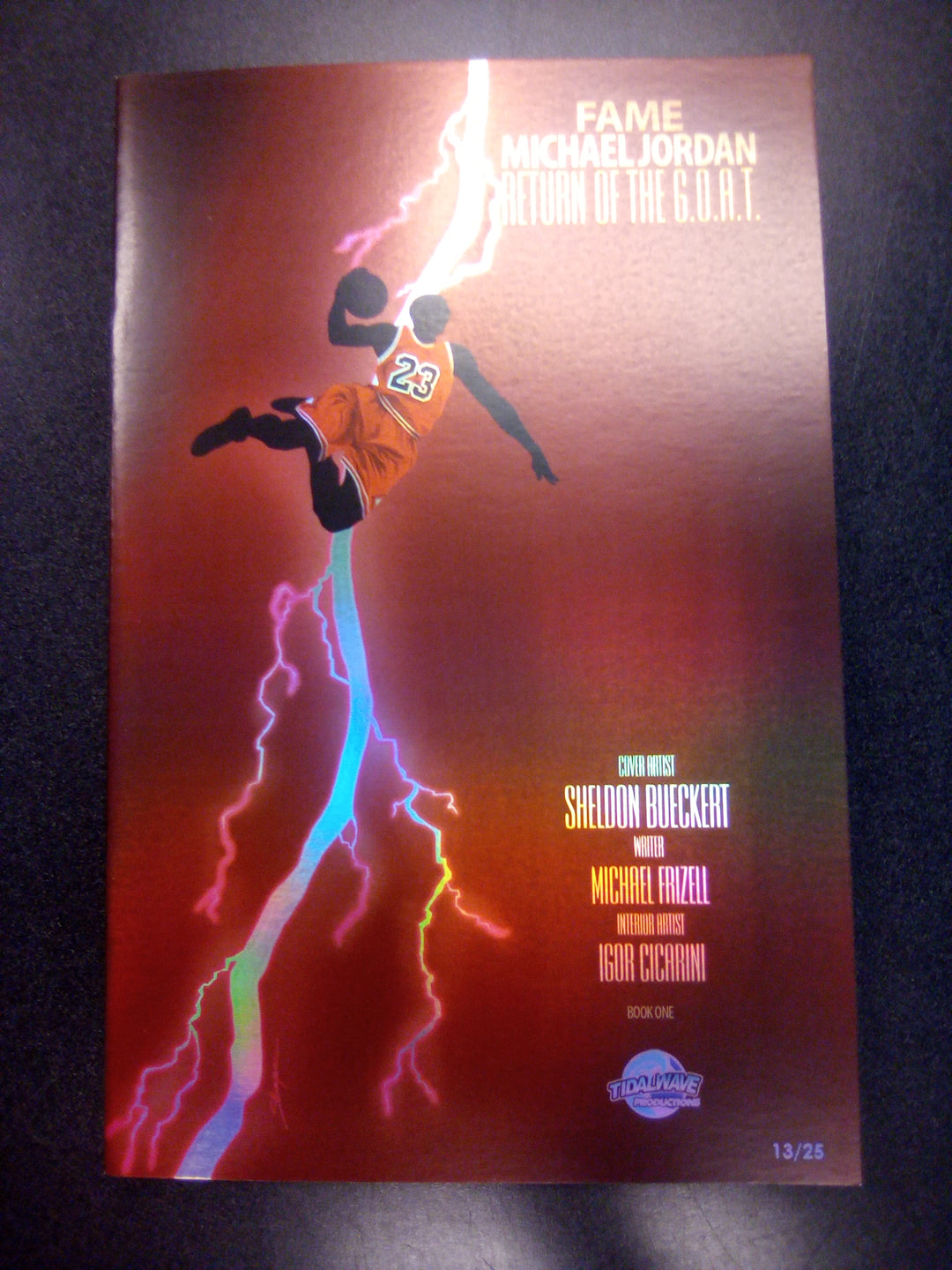 Fame: Michael Jordan Return of the G.O.A.T. Sheldon Bueckert Trade Dress Full Foil Variant (LTD to 25)