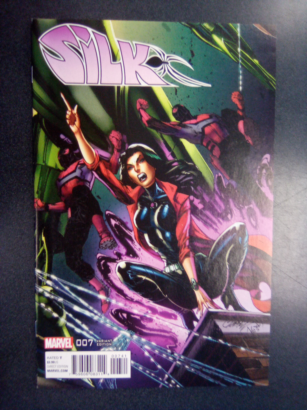 Silk #7 (2016) J Scott Campbell Connecting Variant NM