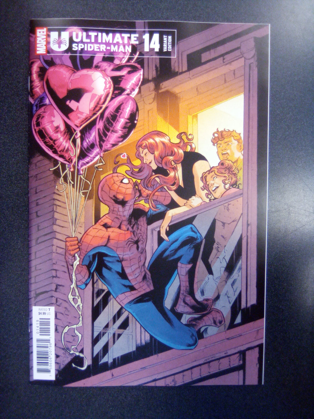 Ultimate Spider-Man #14 Carmen Carnero Variant