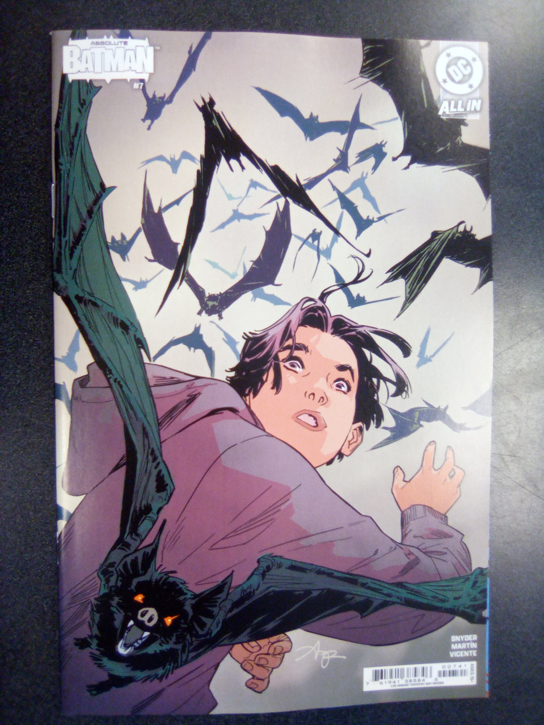Absolute Batman #7 Cover D 1 in 25 Amy Reeder Card Stock Variant