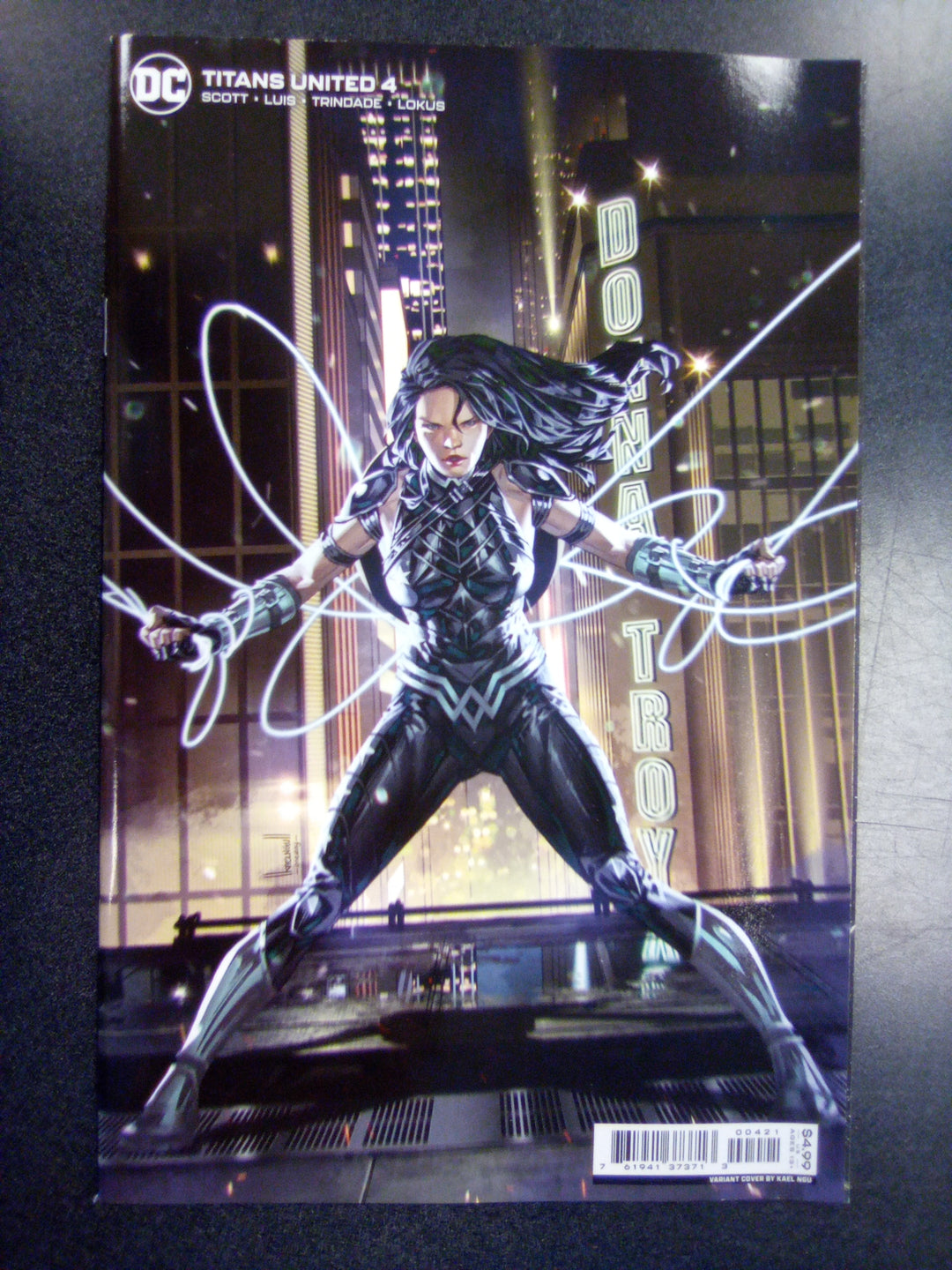 Titans United #4 (Of 7) Cover B Ngu Card Stock Var