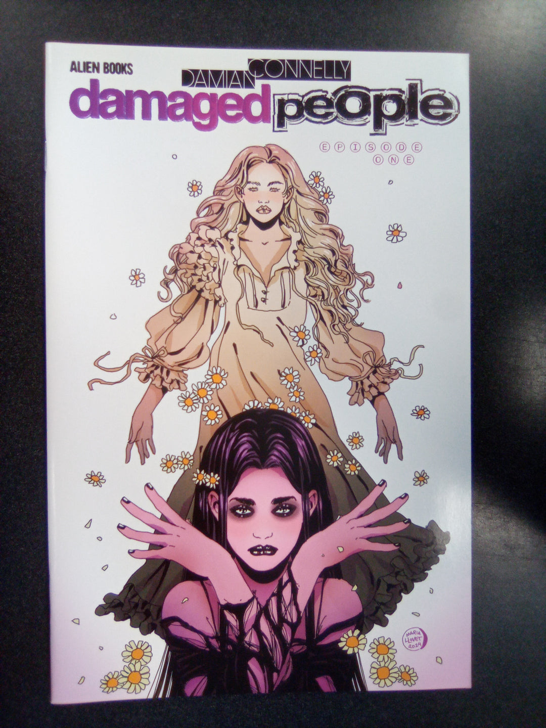 Damaged People #1 (Of 5) Cover B Llovet