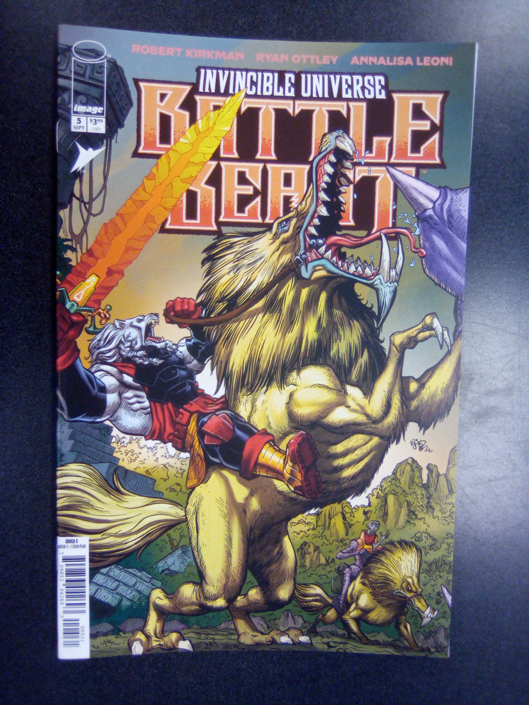 Invincible Universe Battle Beast #5 Cover C 1 in 10 Ej Su Connecting Variant