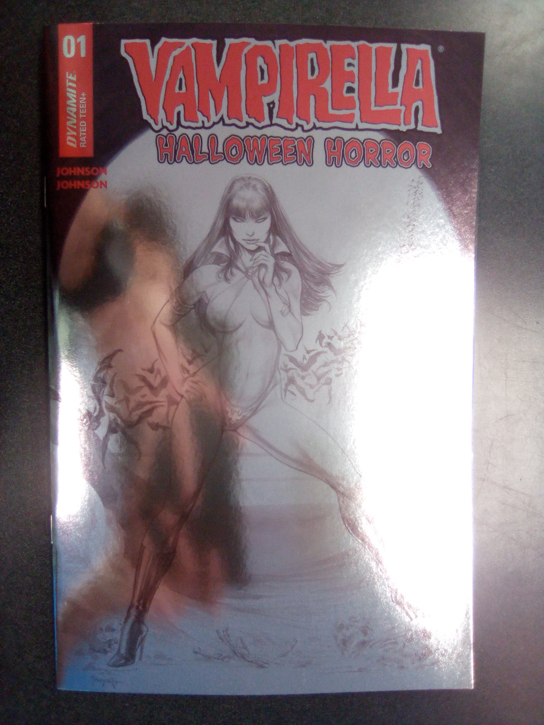 Vampirella Halloween Horror #1 Cover R Inc 1:7 Buzz Line Art Foil Foc Bonus Variant