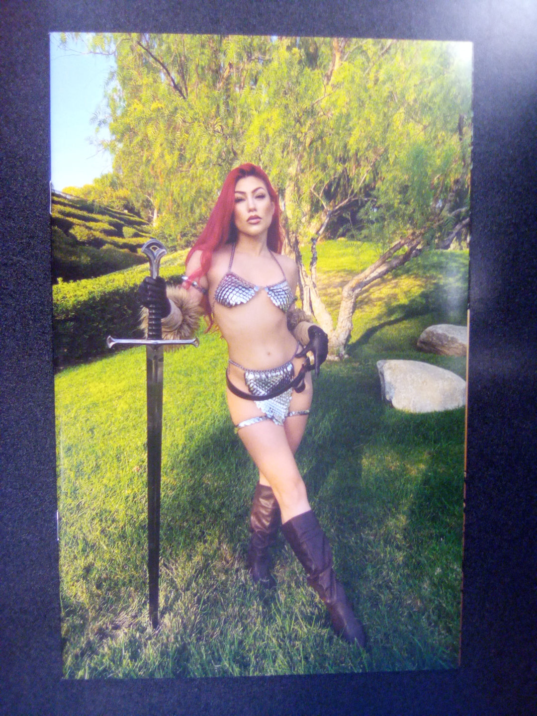 Invincible Red Sonja #8 (2022) 1:20 Photo Virgin Variant
