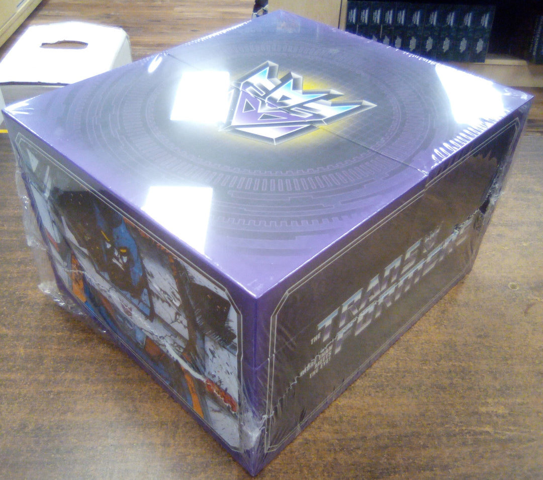 THE TRANSFORMERS: TIL ALL ARE ONE Compendium Box Set - Decepticon