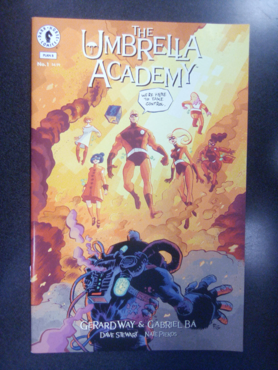 The Umbrella Academy: Plan B #1 (Cover B) (Fabio Moon)