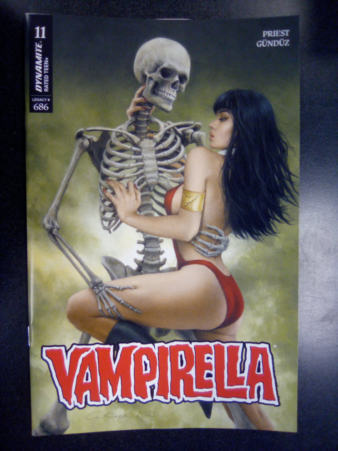 Vampirella #11 Cover F 1:10 Celina Variant