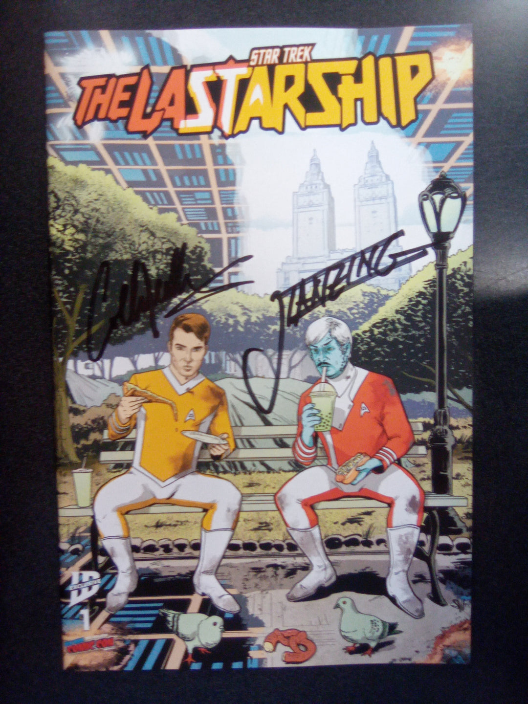 Star Trek The Last Starship #1 NYCC Variant Signed by Kelly & Lanzing