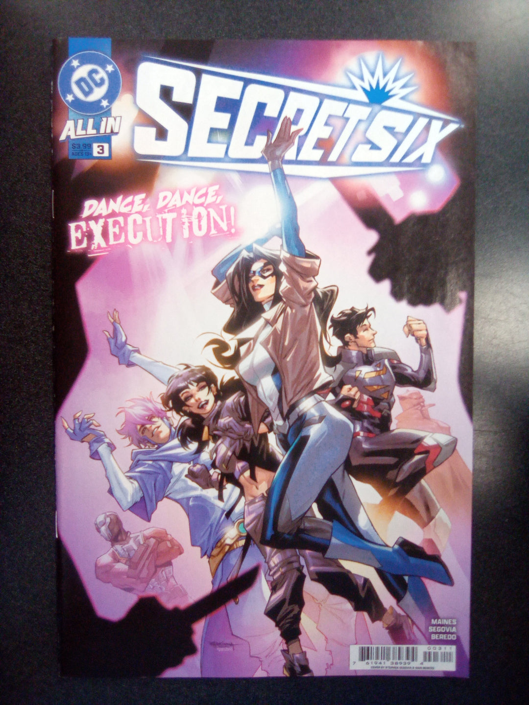 Secret Six #3 (Of 6) Cover A Stephen Segovia
