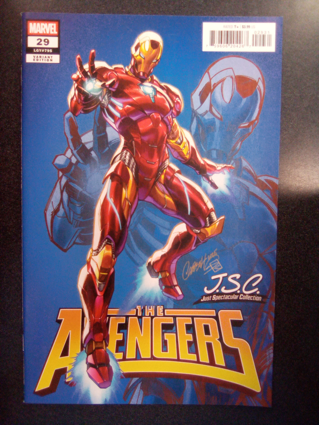 Avengers #29 J. Scott Campbell Just Spectacular Collection Variant