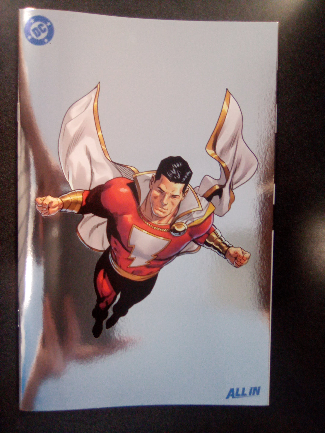 Shazam #16 Cover D Daniel Sampere All In Foil Variant