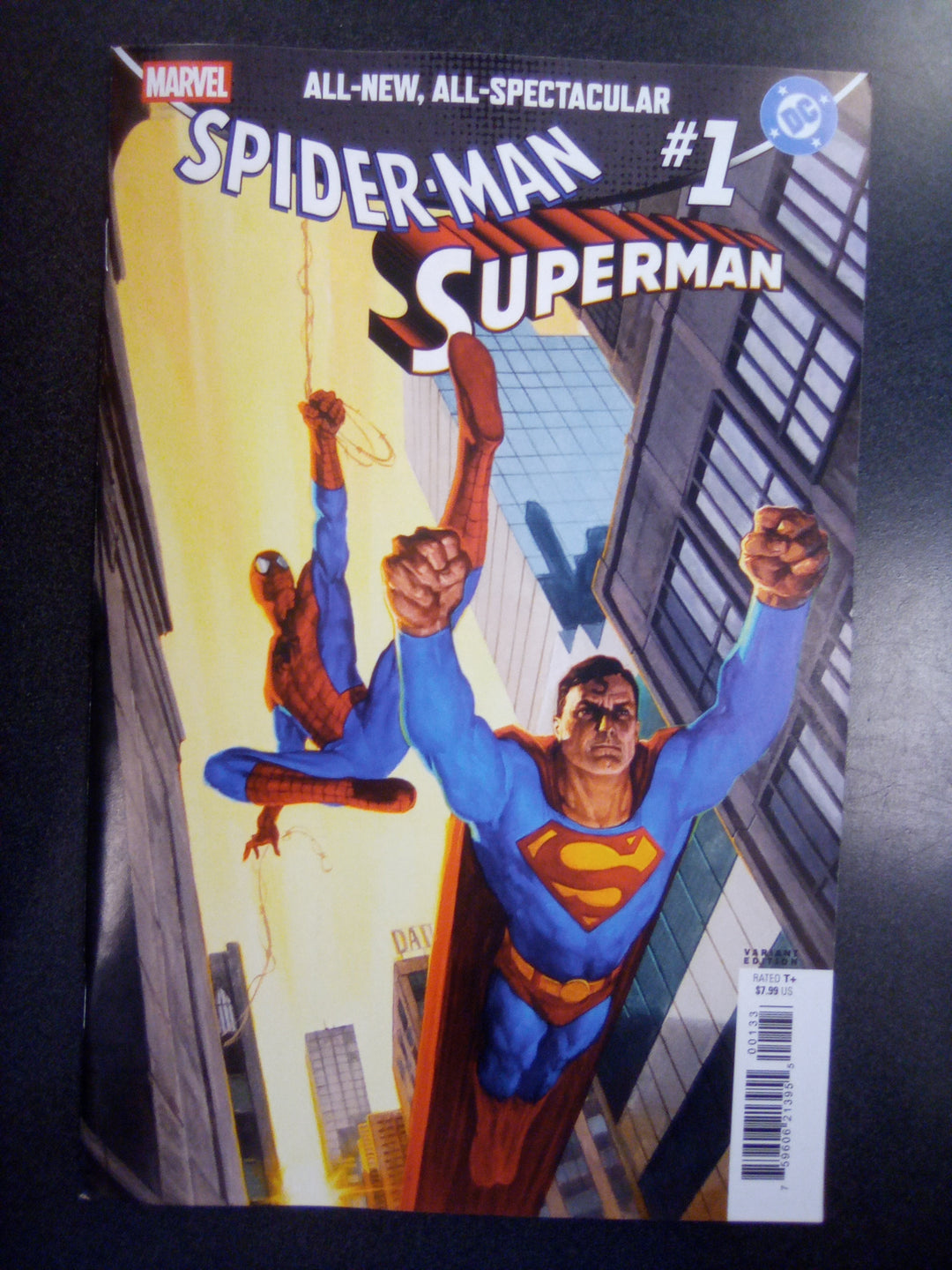 Marvel/DC: Spider-Man/Superman #1 E.M. Gist Variant