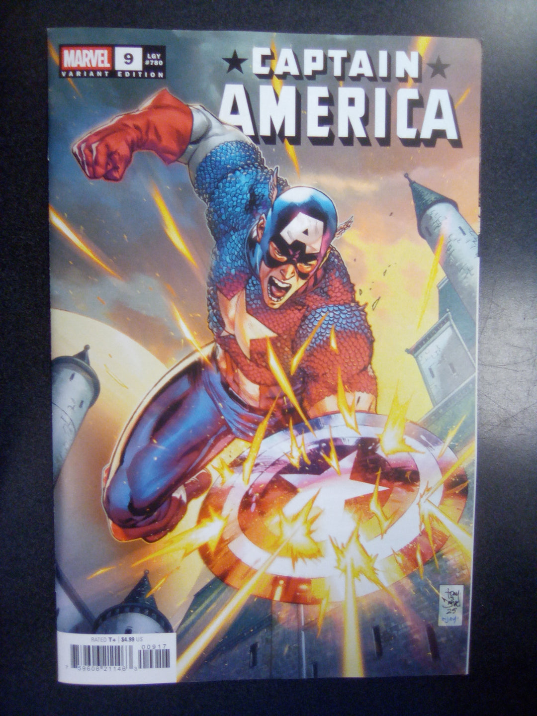 Captain America #9 Tony Daniel Variant