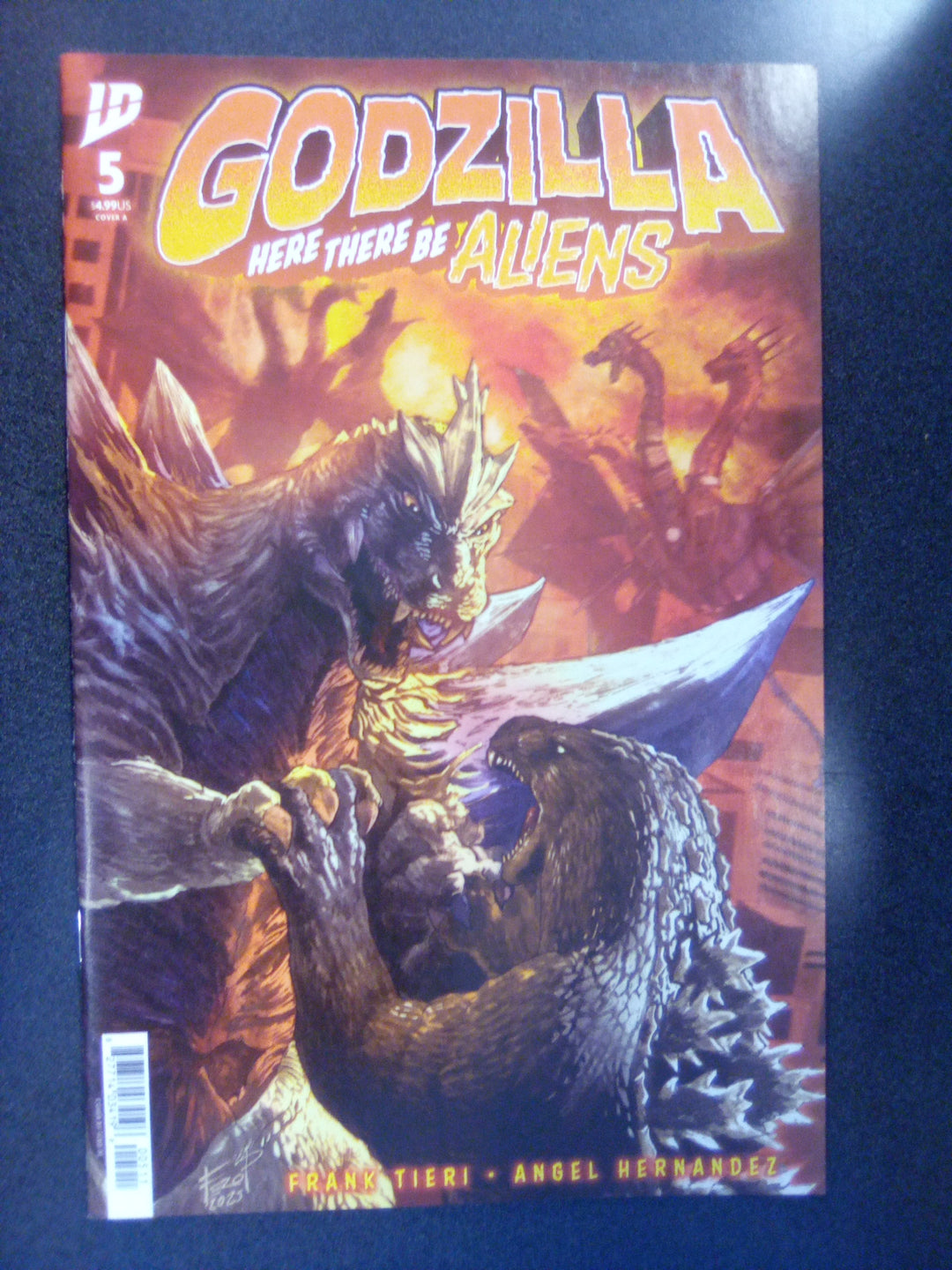 Godzilla: Here There Be Aliens #5 Cover A (Pe)