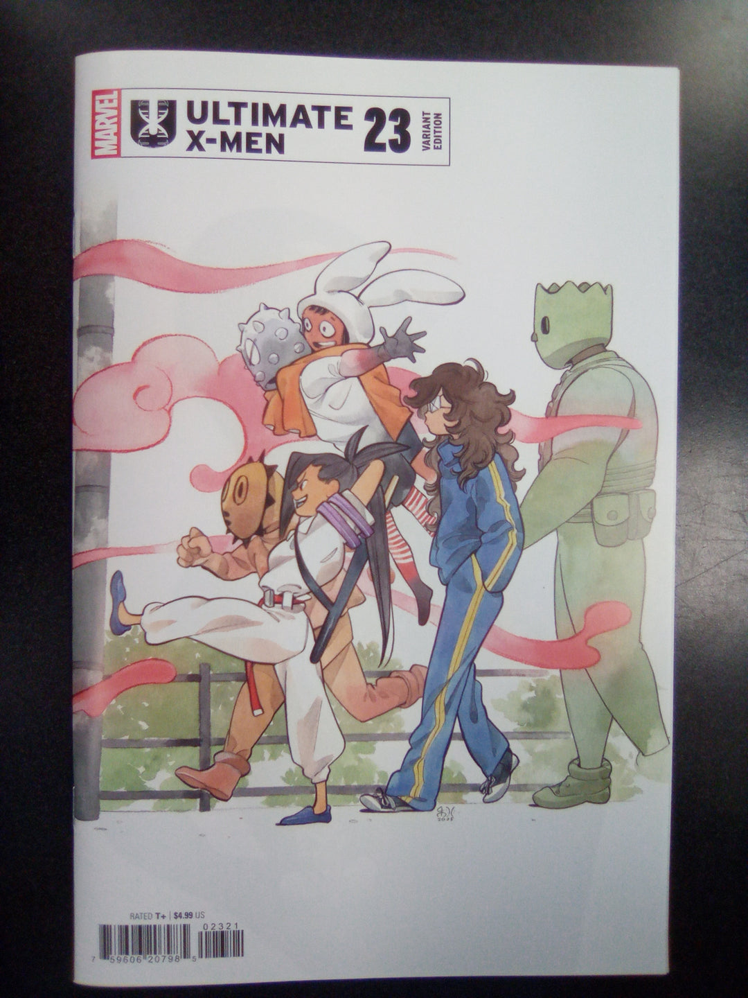 Ultimate X-Men #23 Peach Momoko 2 Part Connecting Variant