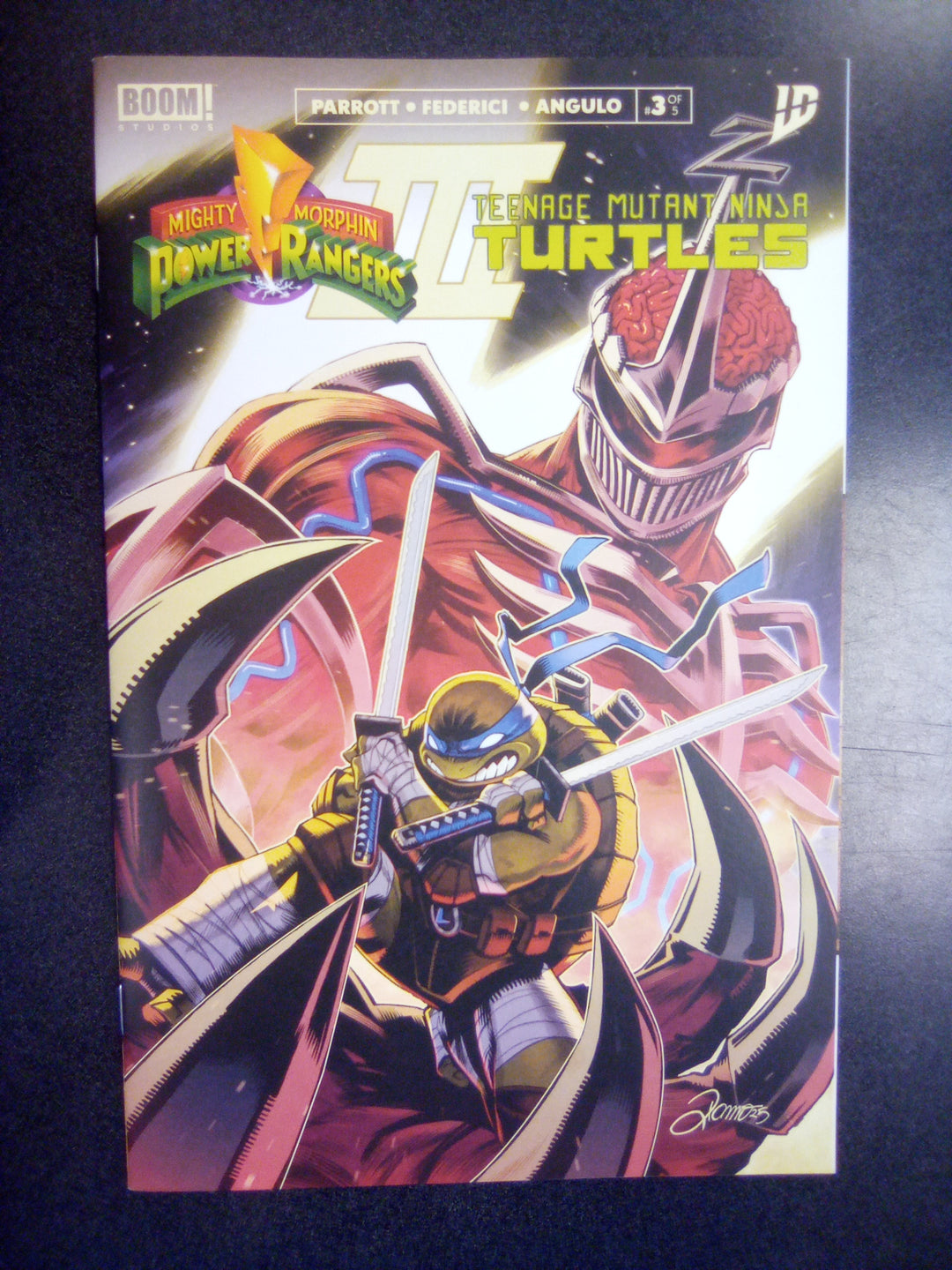 Mighty Morphin Power Rangers/Teenage Mutant Ninja Turtles III #3 A Main (Dressed, Zonno)
