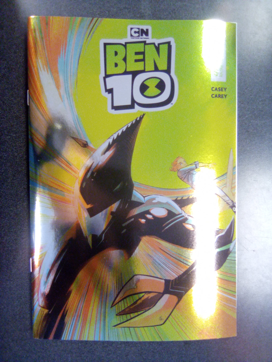 Ben 10 #2 Cover R 1:10 Sebastian Piriz Foil Variant