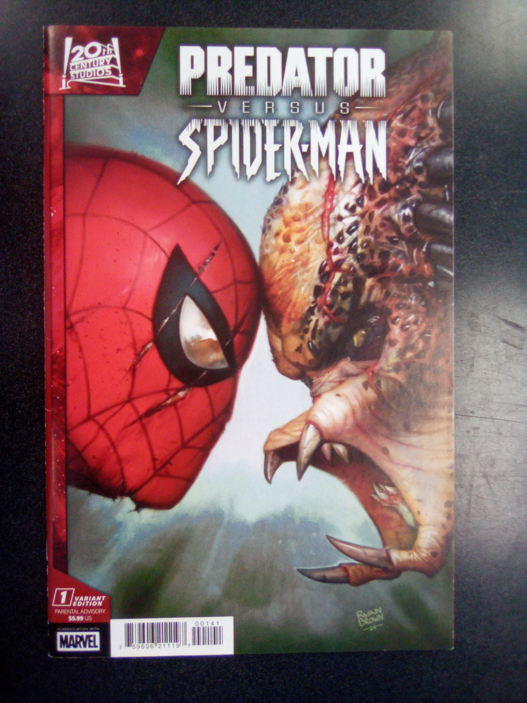 Predator vs Spider-Man #1 (Of 4) Ryan Brown Variant