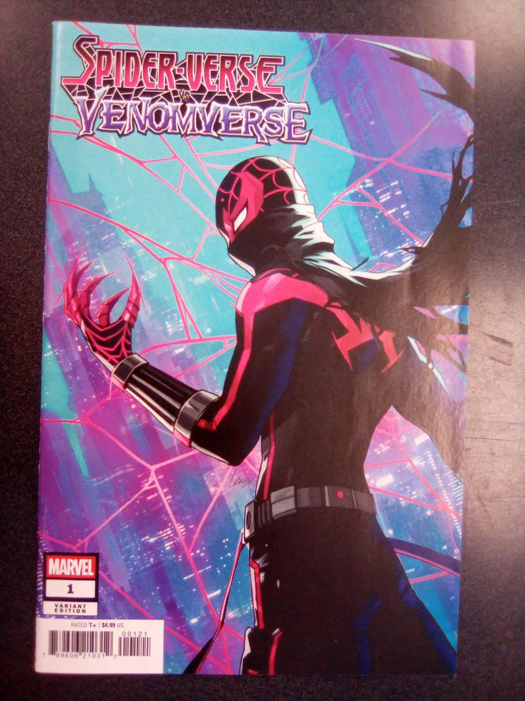 Spider-Verse vs. Venomverse #1 Leirix Variant