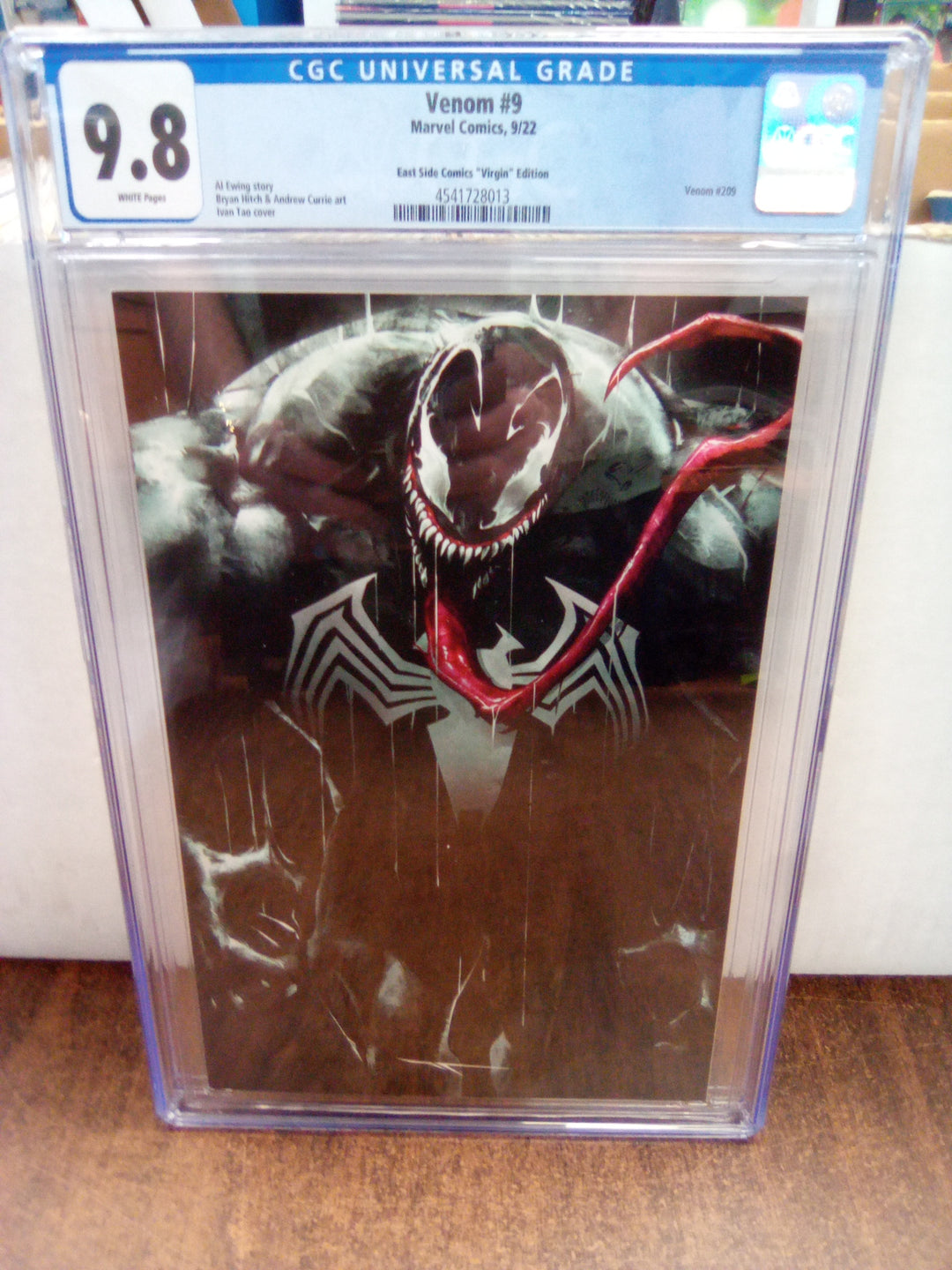 Venom #9 (2022) Ivan Tao Virgin Variant CGC 9.8