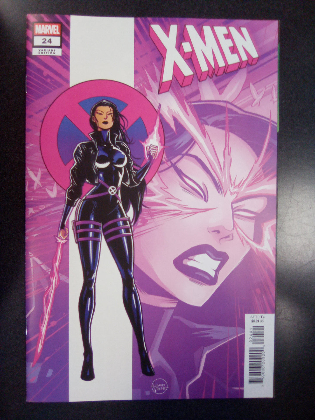 X-Men #24 Luciano Vecchio Variant