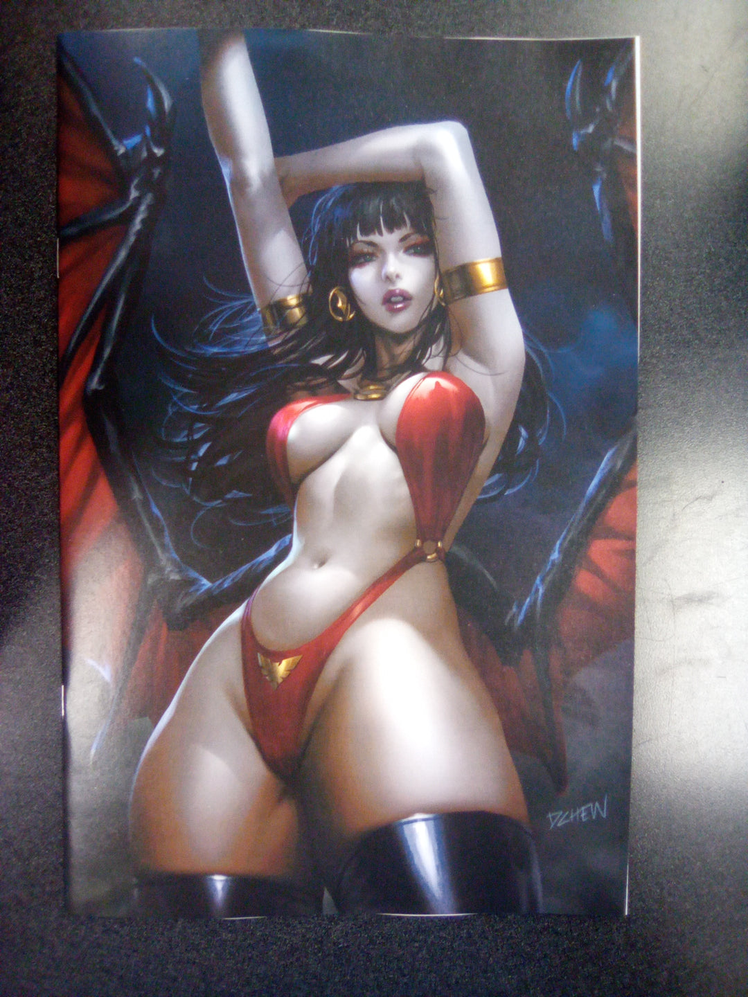Vampirella (2026) #4 Cover J Inc 1:15 Derrick Chew Full Art Variant