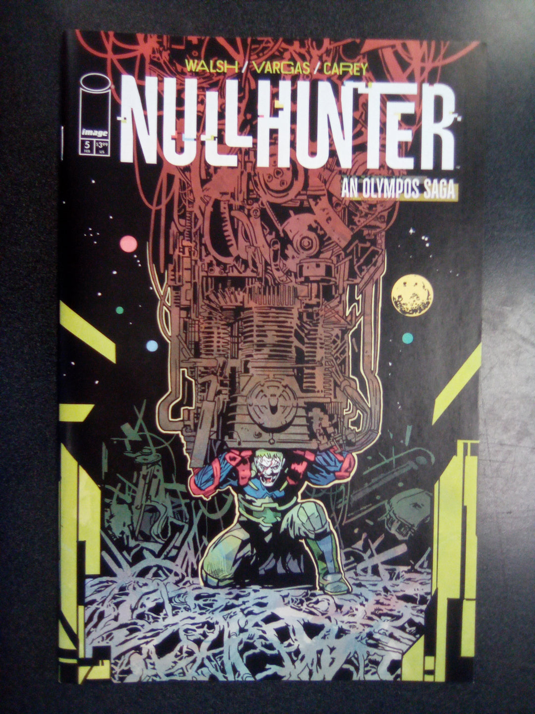 Nullhunter #5 (Of 12) Cover A Michael Walsh